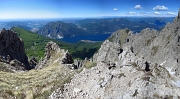 22 Panoramica dallo 'spallone' che porta sulla cresta Cermenati